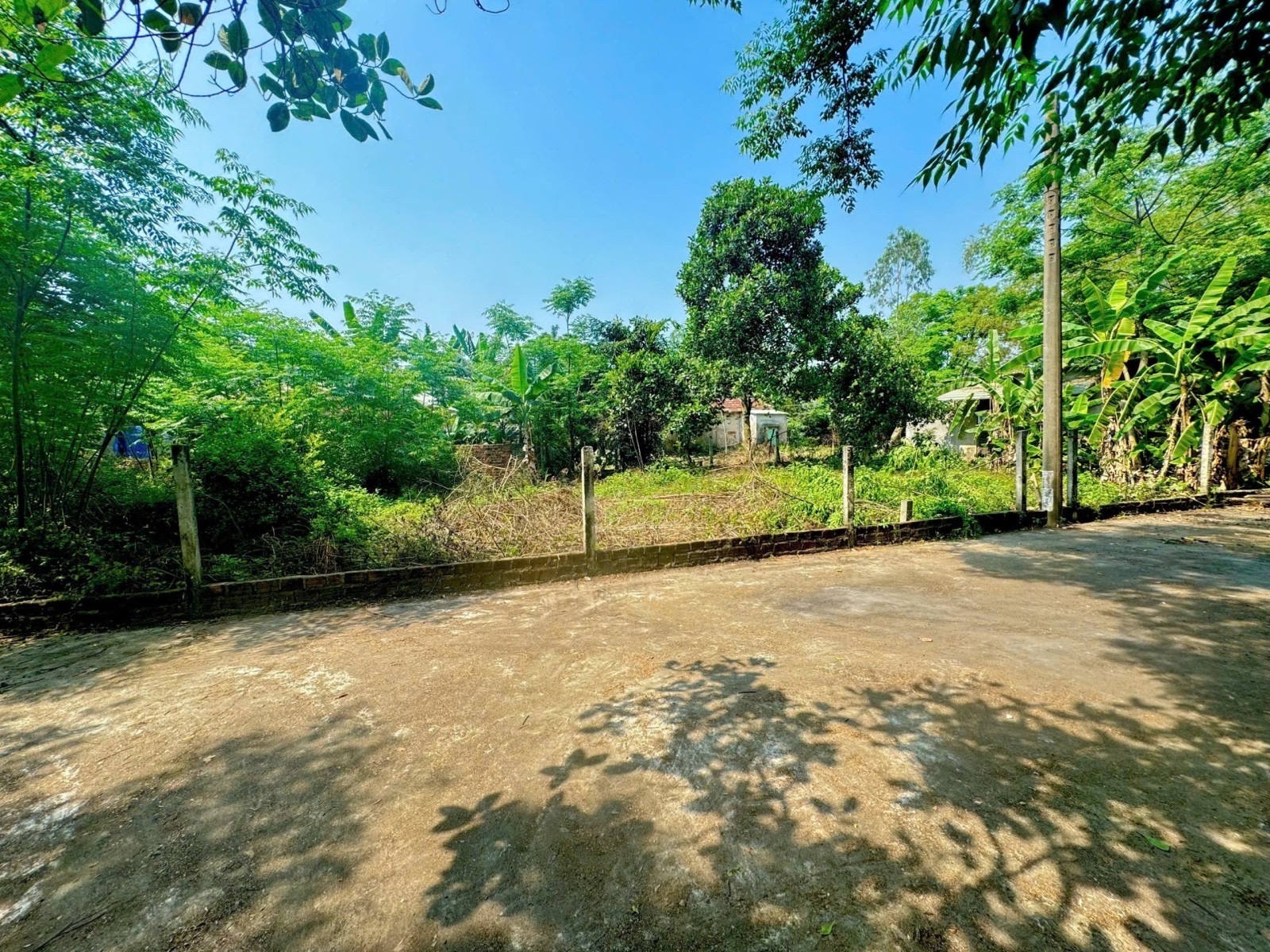 Ngang 9m hiếm có, Trà Kiểm 1, Hòa Xuân, Cẩm Lệ, Đà Nẵng, đường bê tông ô tô