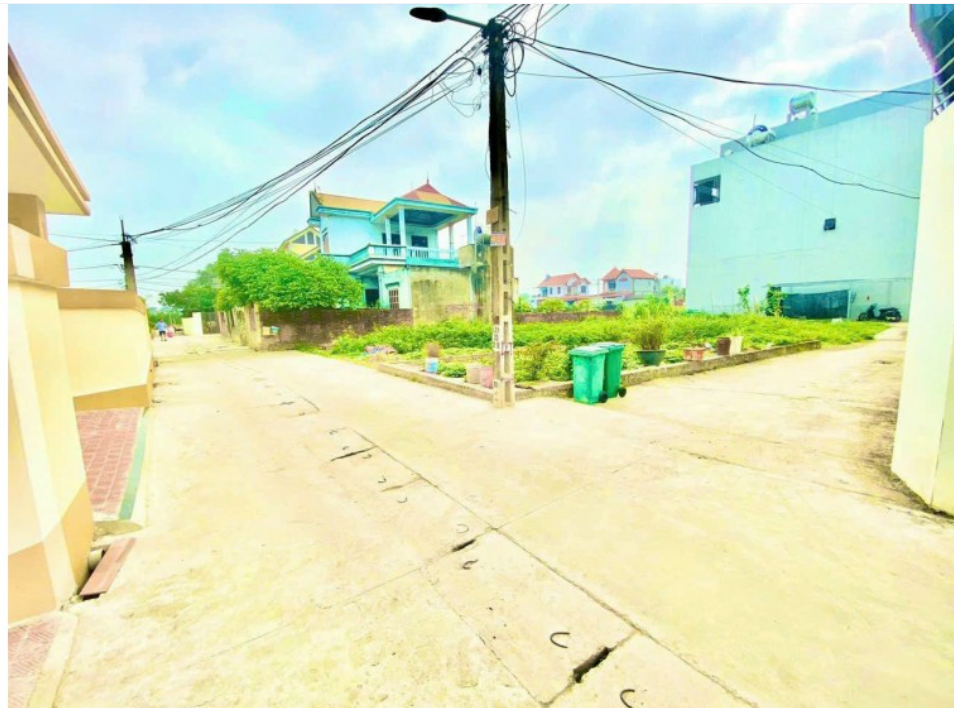 Bán đất tổ 9 Quang Minh, ô tô vào đất, full thổ cư