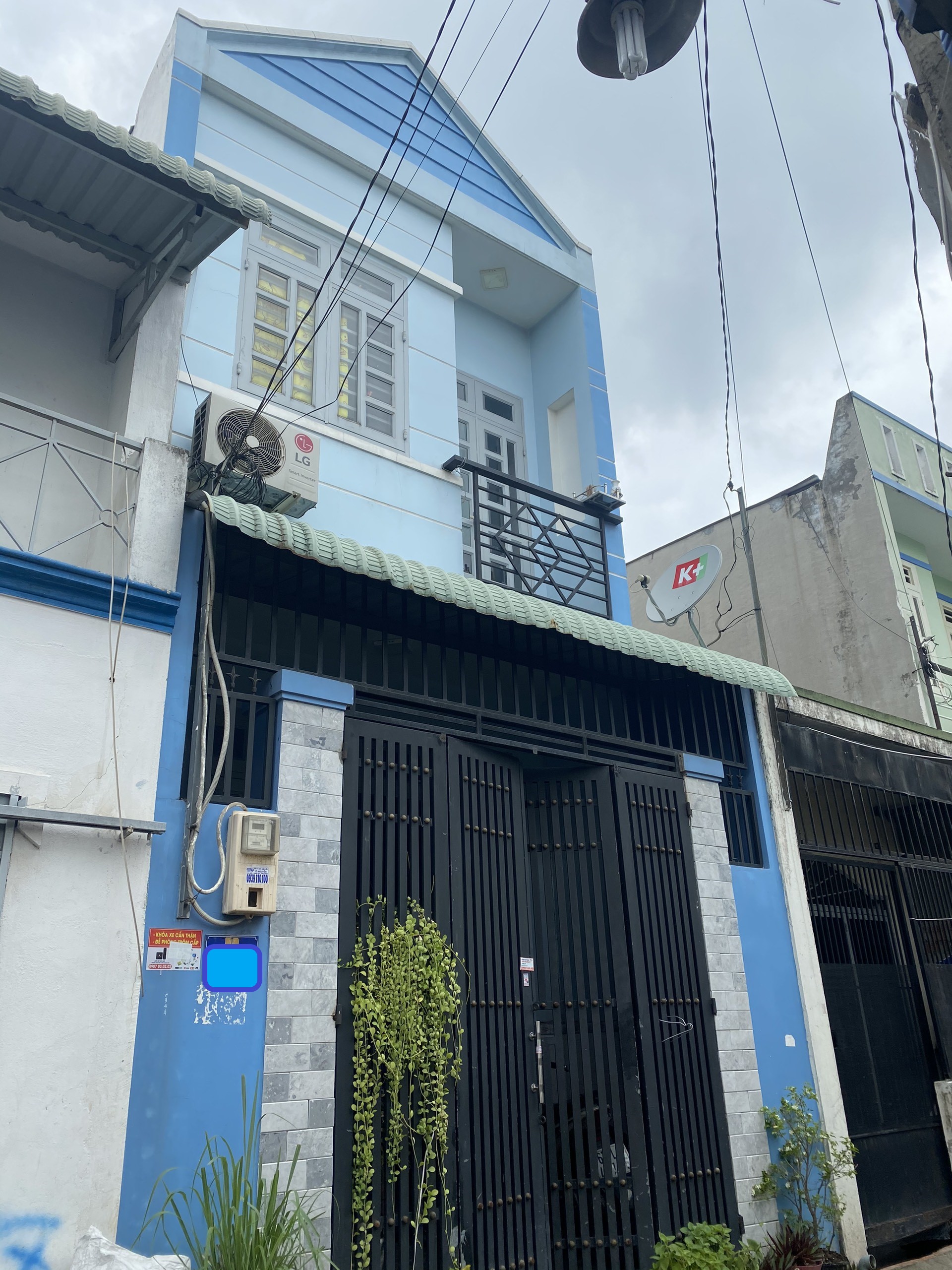 Cho thuê nhà nguyên căn, dài hạn, 2 mặt tiền hẻm xe hơi Nguyễn Ảnh Thủ - Song Hành