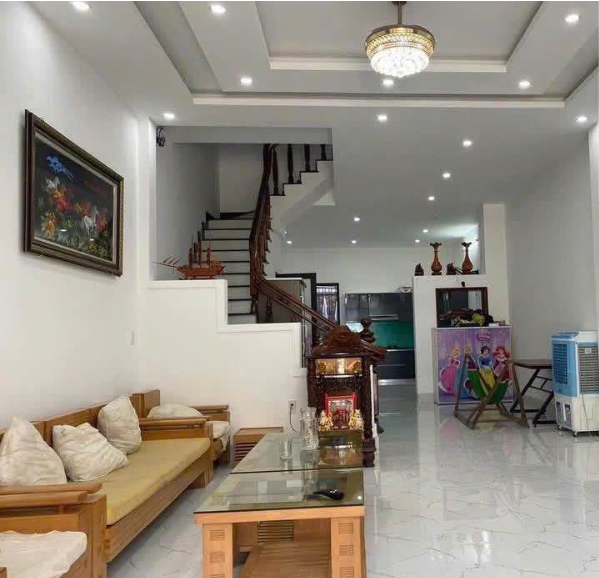 Cho thuê nhà đẹp khu đô thị Green City, full nội thất, giá 7.5 triệu/tháng