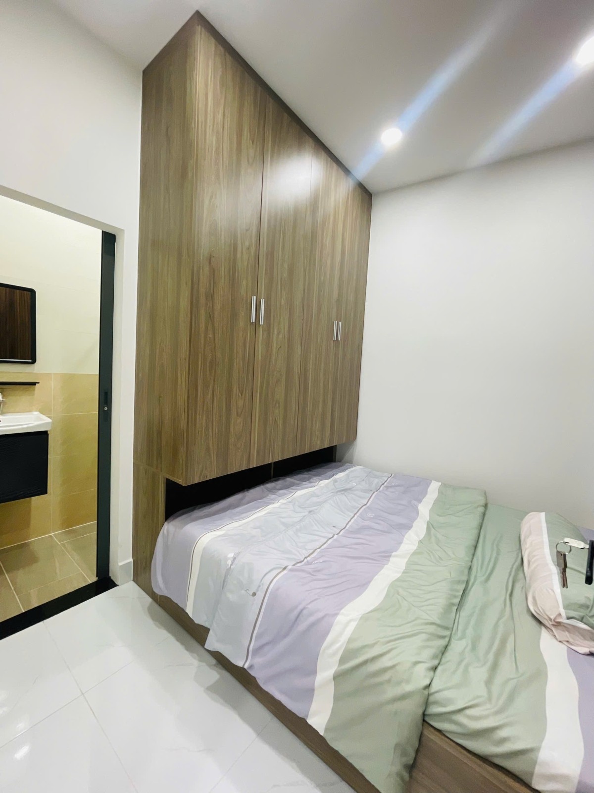 Quận Bình Thạnh, Xô Viết Nghệ Tĩnh, lô góc 2 mặt hẻm, 2 ngủ, 33m2, giá 4.68 tỷ