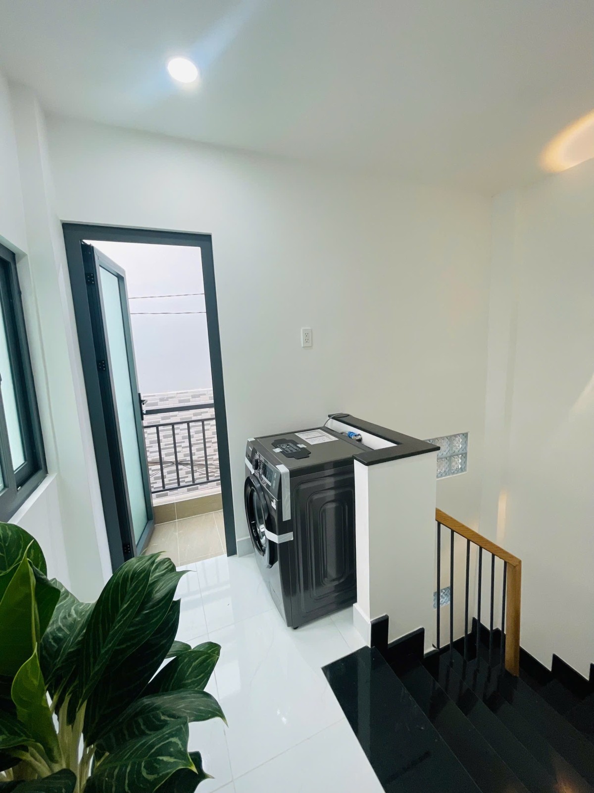 Quận Bình Thạnh, Xô Viết Nghệ Tĩnh, lô góc 2 mặt hẻm, 2 ngủ, 33m2, giá 4.68 tỷ