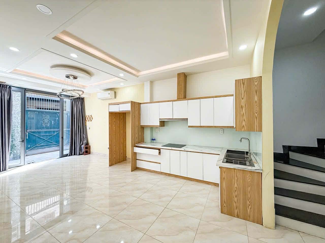 nh Thạnh – Xô Viết Nghệ Tĩnh – gần đại học Ngoại Thương, Hutech – 2 phòng ngủ – 50m² - sổ hồng riêng – 4,999 tỷ