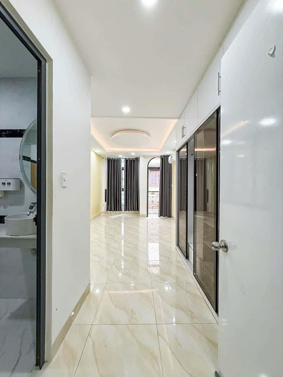 nh Thạnh – Xô Viết Nghệ Tĩnh – gần đại học Ngoại Thương, Hutech – 2 phòng ngủ – 50m² - sổ hồng riêng – 4,999 tỷ