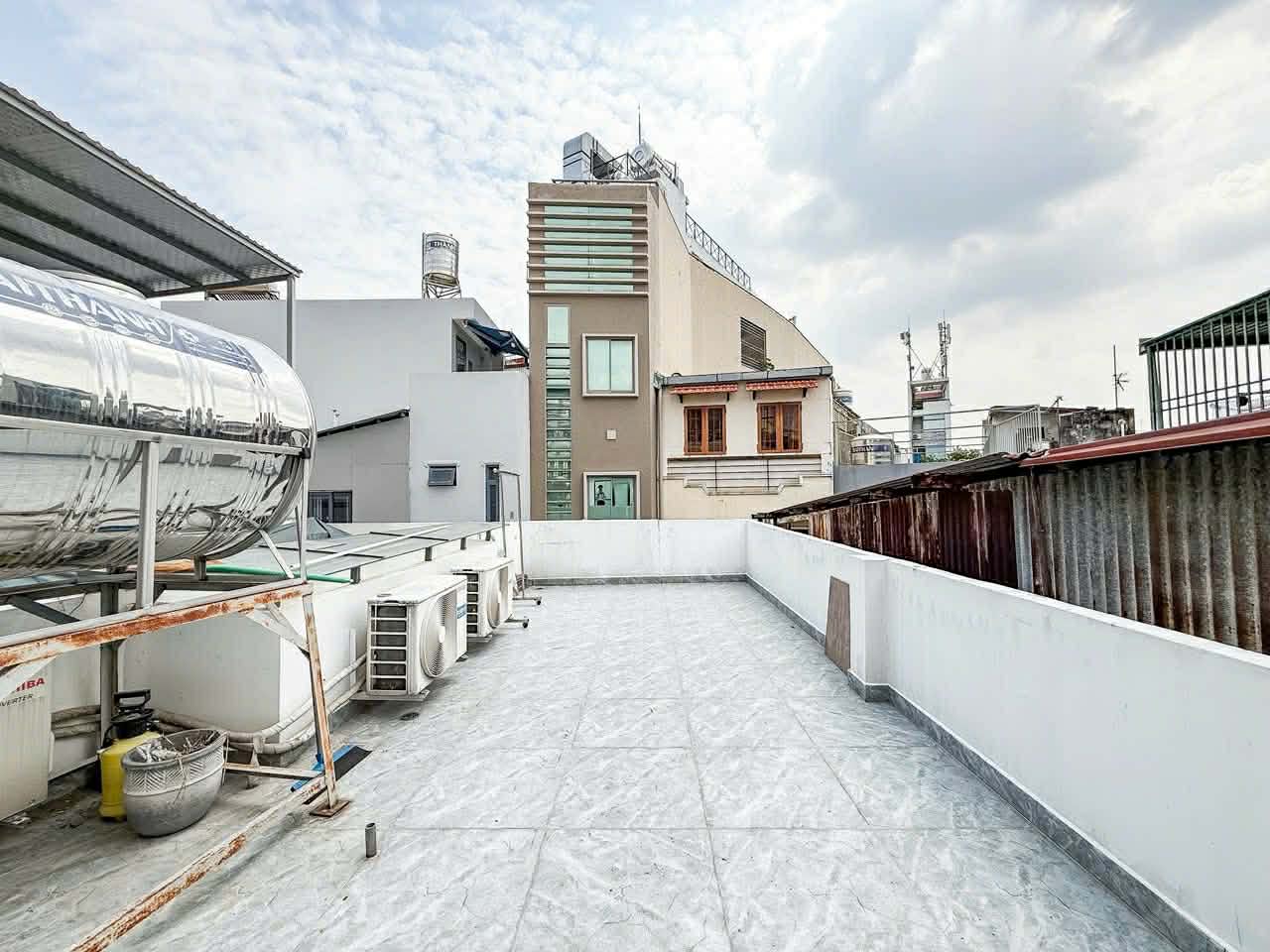 nh Thạnh – Xô Viết Nghệ Tĩnh – gần đại học Ngoại Thương, Hutech – 2 phòng ngủ – 50m² - sổ hồng riêng – 4,999 tỷ