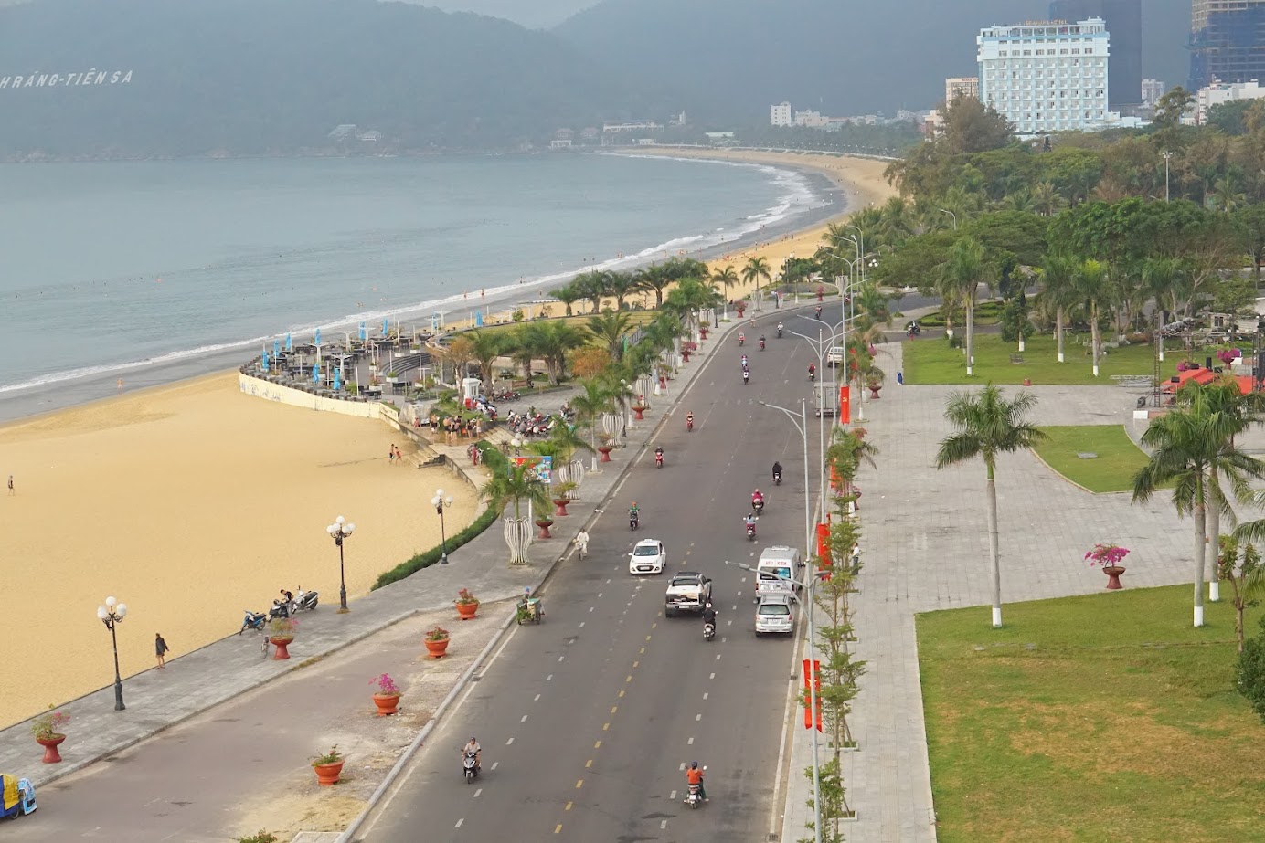 Bán đất mặt tiền Ghềnh Ráng, Quy Nhơn, 70m2, ngang 5m, hướng Tây Nam, giá 3,4 tỷ