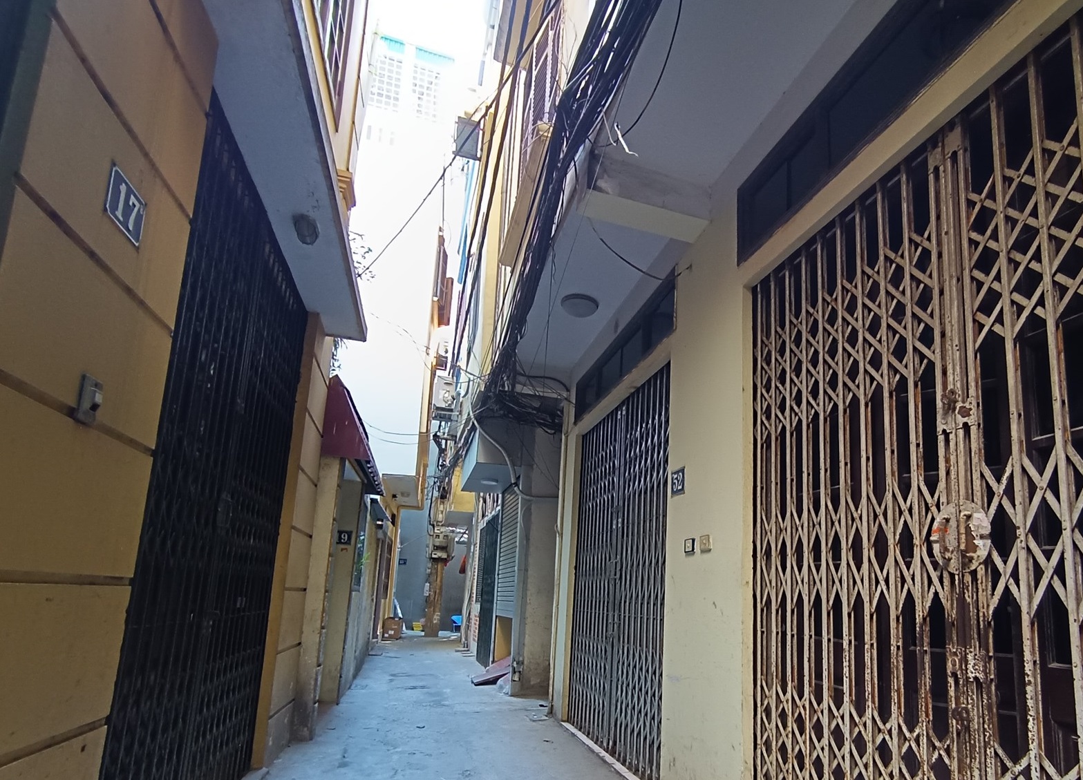 Bán nhà đẹp Phú Diễn, dân xây chắc chắn, ở ngay