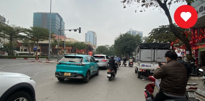 Bán gấp nhà Giang Văn Mình - 30m ra phố, diện tích hiếm không quy hoạch