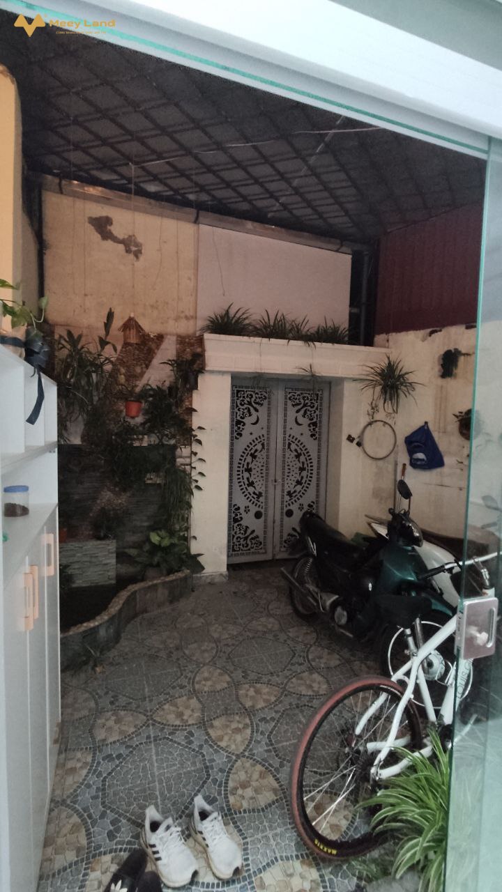 Bán gấp nhà ngõ Chùa Liên Phái, phố Bạch Mai 54m2, 4 tầng, mặt tiền 3,5m, giá 3,95 tỷ